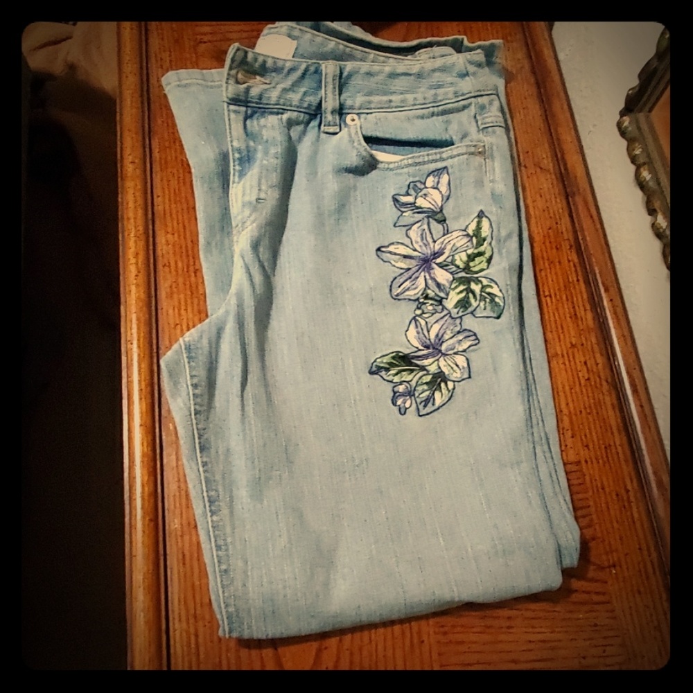 LOFT PETITE JEANS